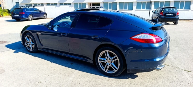 Porsche Panamera 4 PDK, снимка 5 - Автомобили и джипове - 52617261