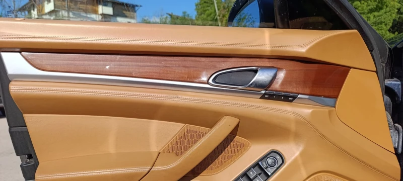 Porsche Panamera 4 PDK, снимка 8 - Автомобили и джипове - 52617261