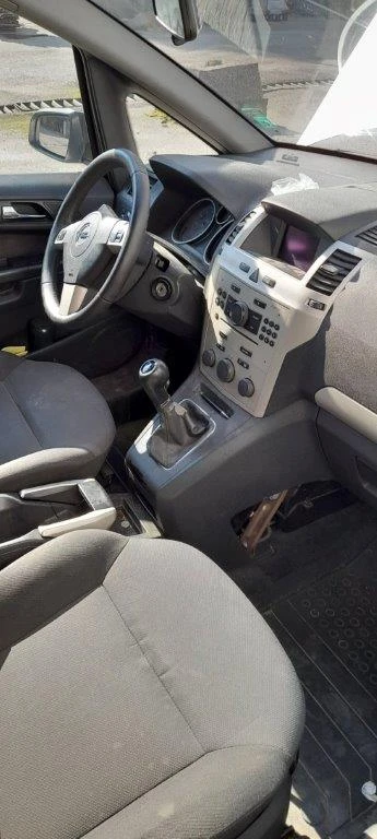 Opel Zafira  - изображение 7
