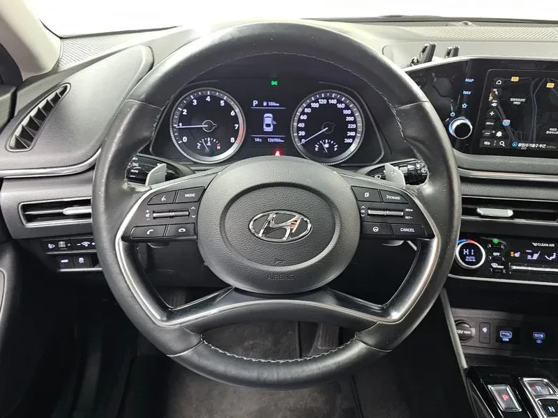 Hyundai Sonata 2.0 Premium, снимка 13 - Автомобили и джипове - 55615793