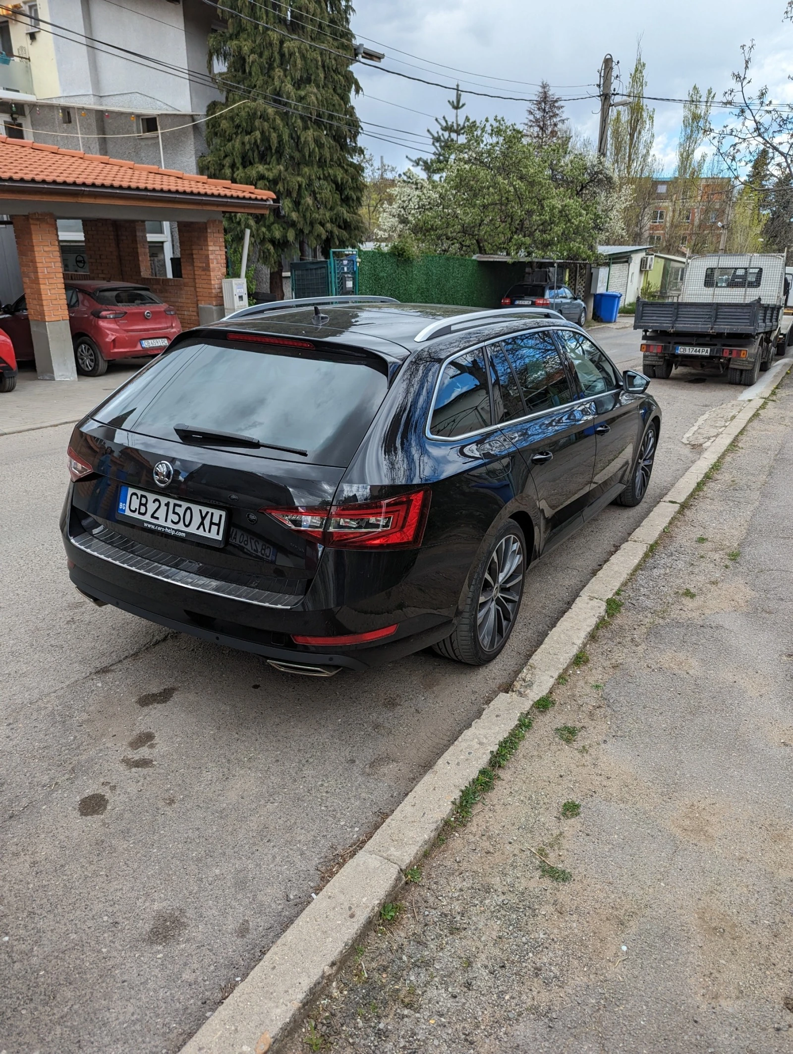 Skoda Superb L&K 2.0 TSI 272 к.с. 7 DSG 4х4 - изображение 3