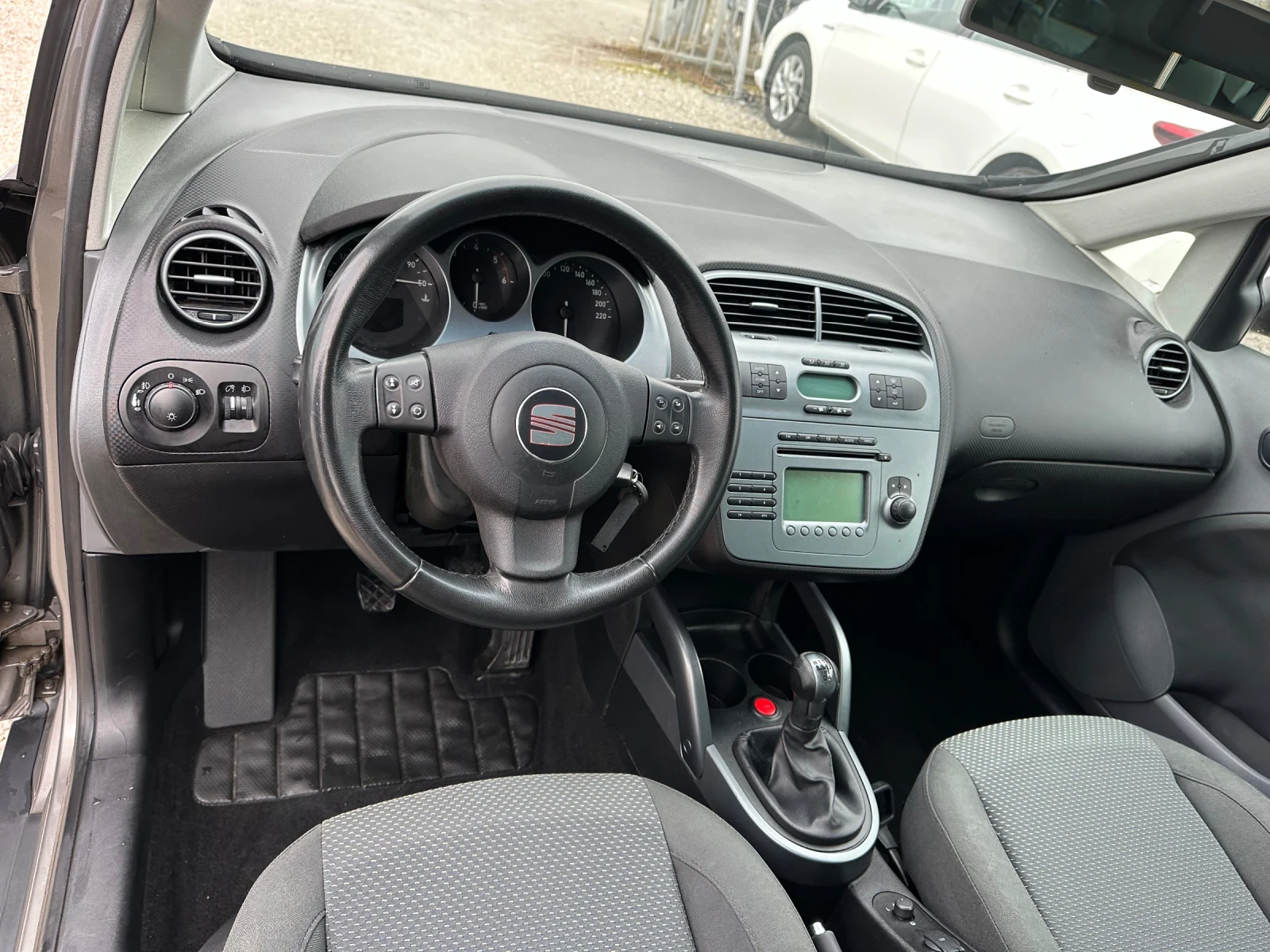 Seat Altea 1.9TDI 105 k.c. - изображение 10