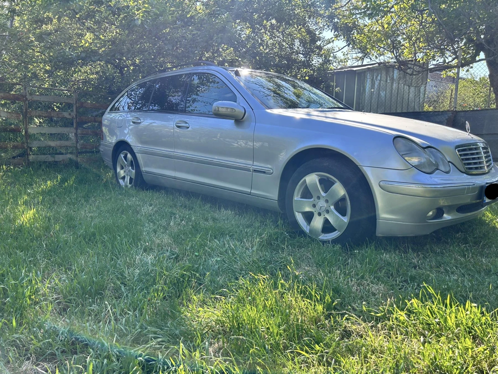 Mercedes-Benz C 220 Elegance - изображение 8