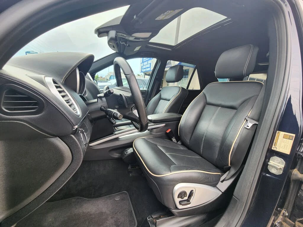 Mercedes-Benz ML 550 ОБДУХВАНЕ/КАМЕРА/KEYLESS/CARPLAY/ - изображение 7