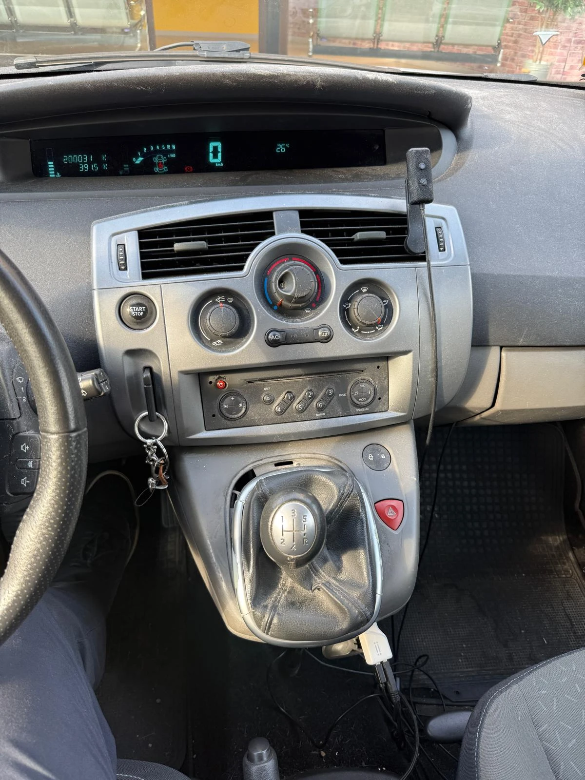 Renault Scenic 1.6 газ 2009г италия - изображение 7