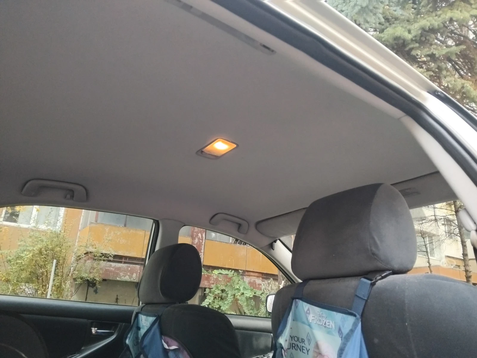 Toyota Corolla  - изображение 7