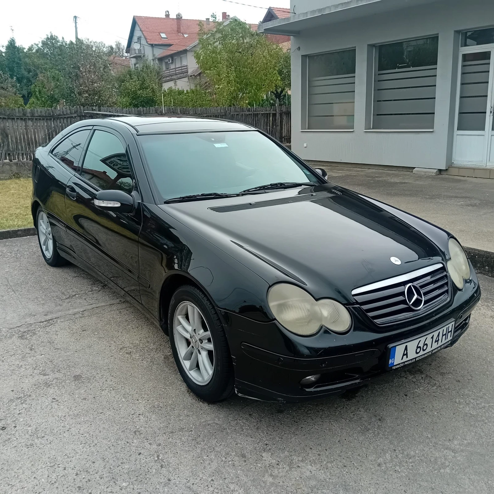 Mercedes-Benz C 180