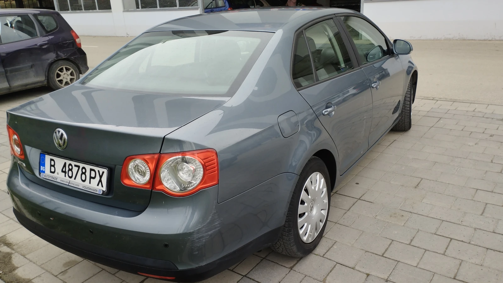 VW Jetta, снимка 8 - Автомобили и джипове - 53964883