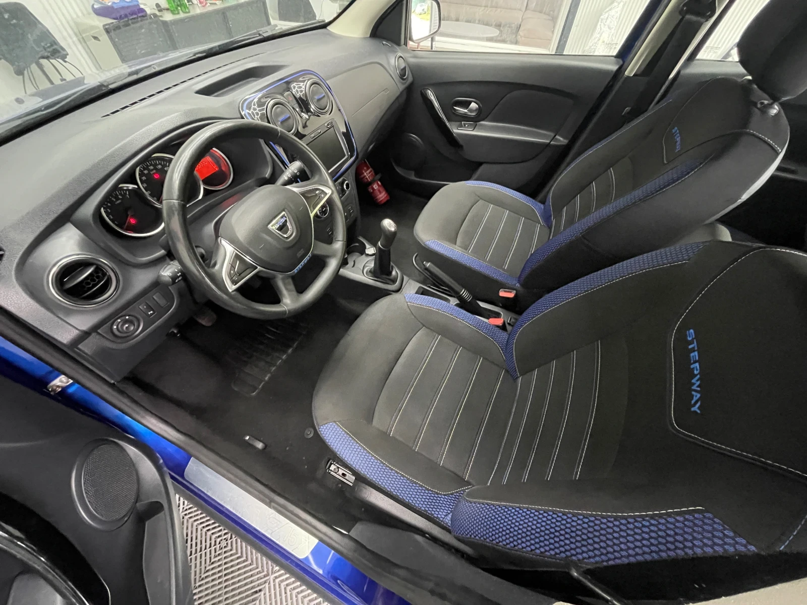 Dacia Sandero 15th Anniversary STEPWAY , снимка 6 - Автомобили и джипове - 54494065
