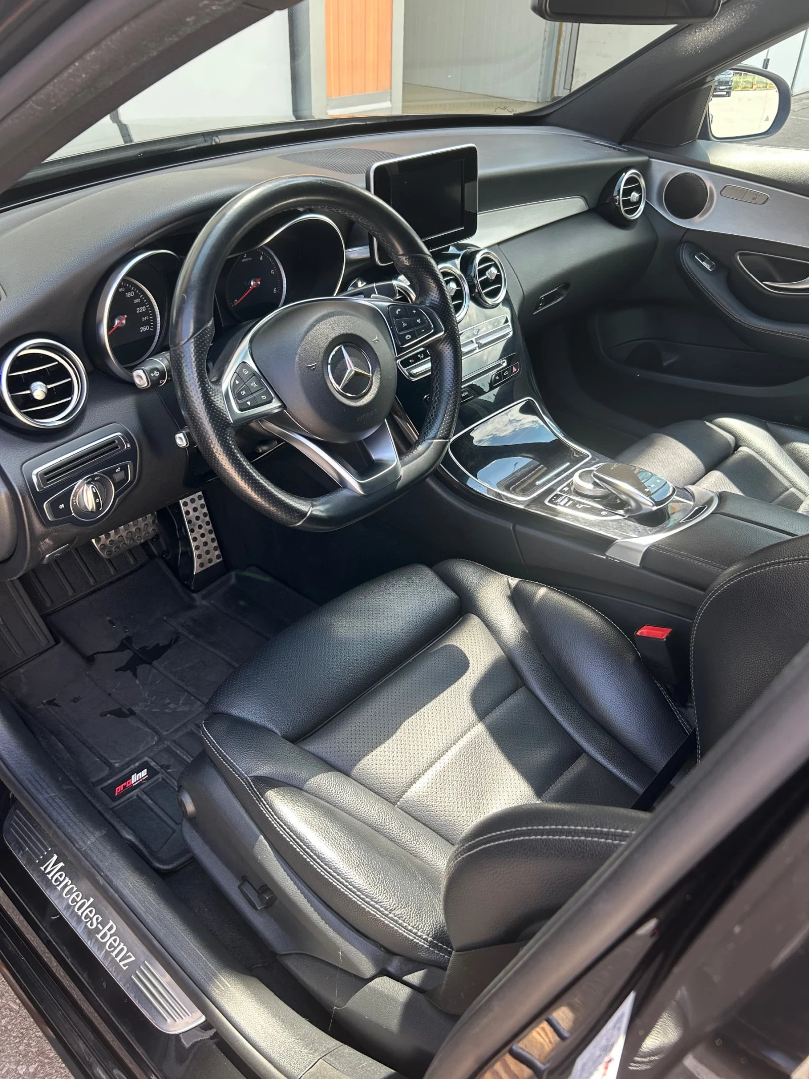 Mercedes-Benz C 250 4x4 AMG, снимка 9 - Автомобили и джипове - 54564825