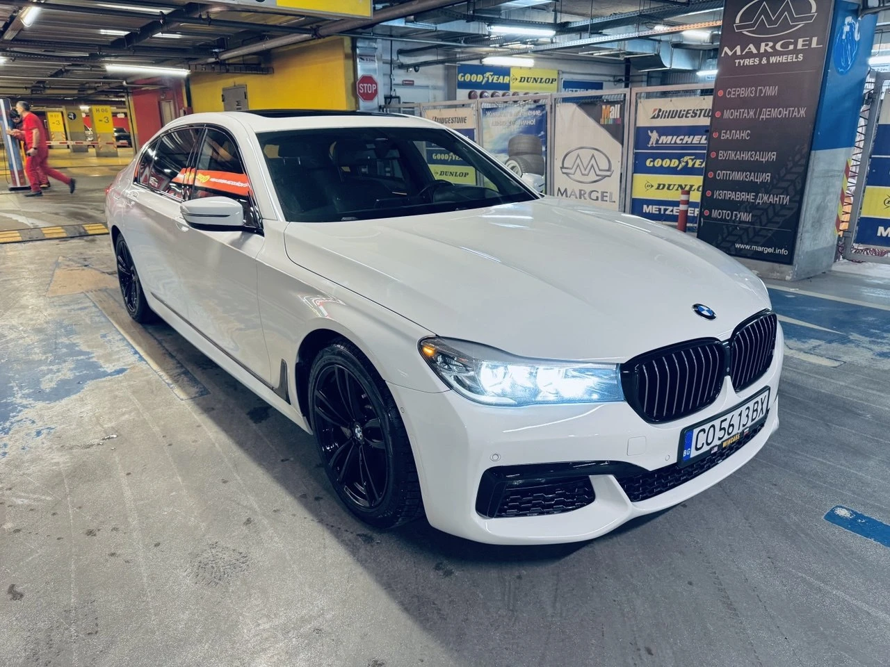 BMW 740 M SPORT | SHADOWLINE | AMBIENT AIR