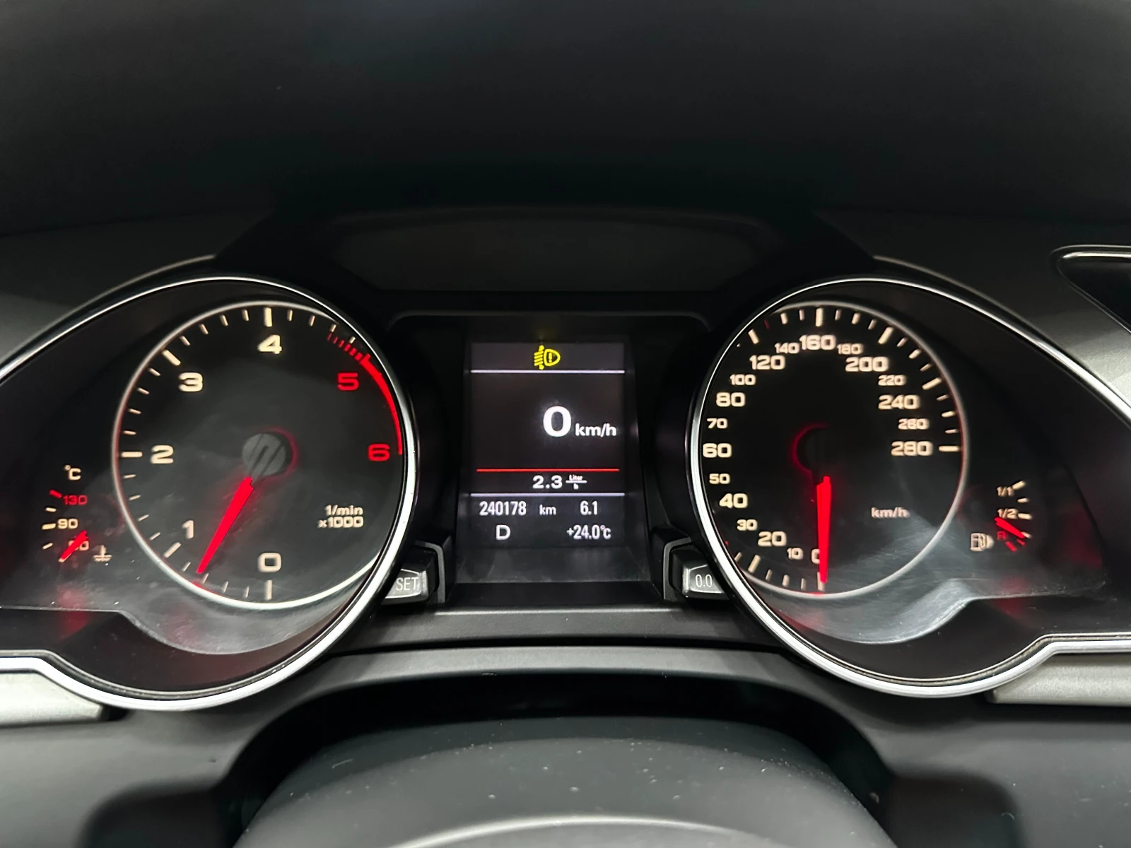 Audi A5 2.7d 190 к.с. , снимка 13 - Автомобили и джипове - 55626551