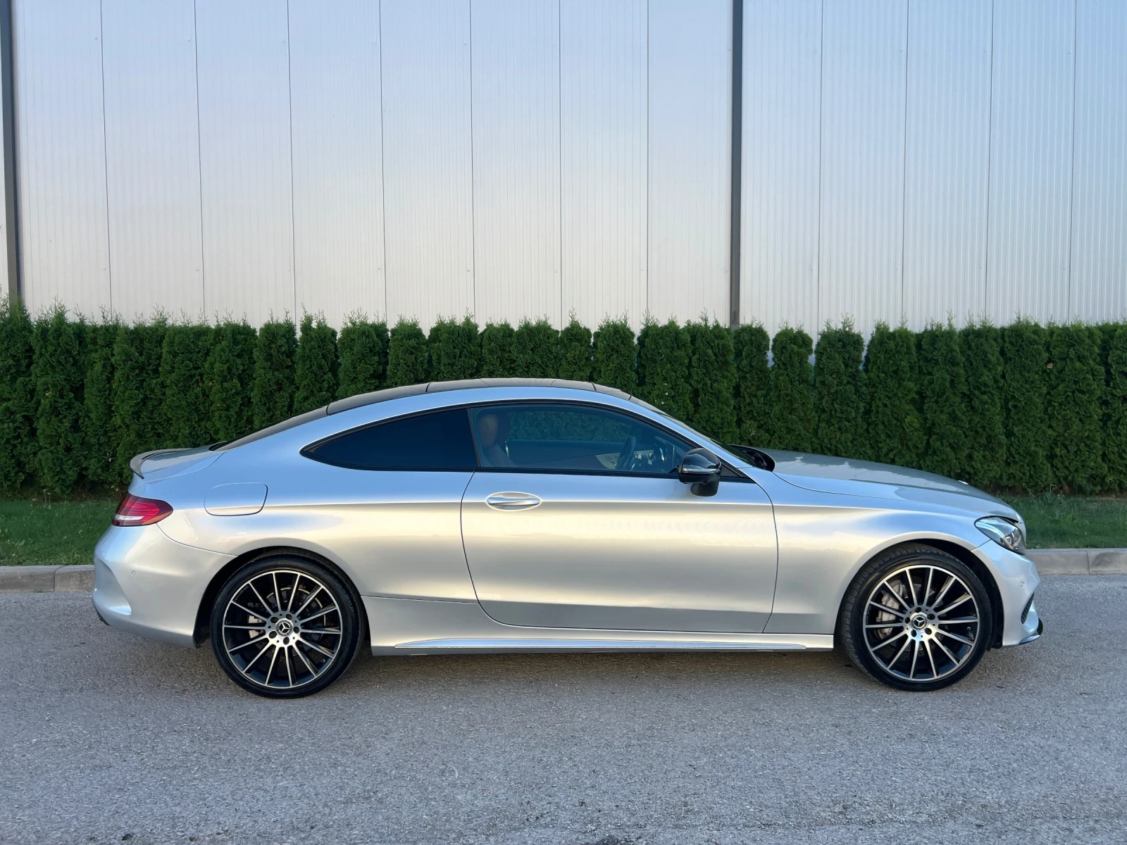 Mercedes-Benz C 220 AMG FULL Реални километри, снимка 6 - Автомобили и джипове - 55891181