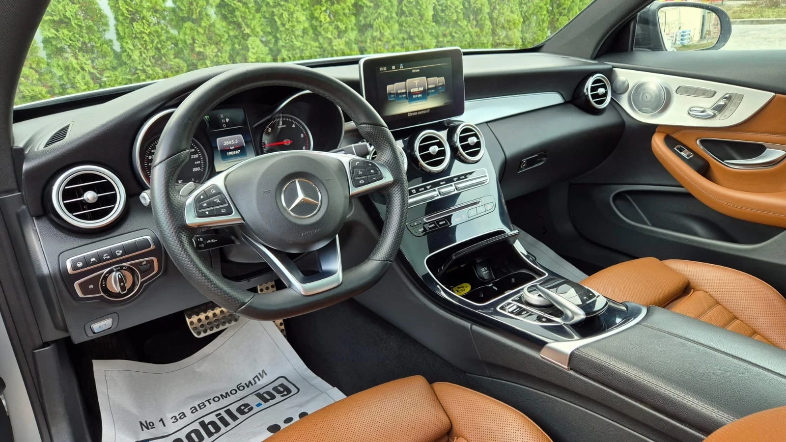 Mercedes-Benz C 220 AMG FULL Реални километри, снимка 10 - Автомобили и джипове - 55891181