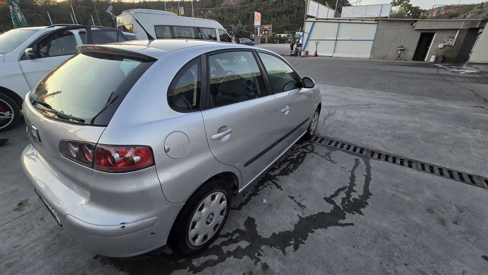 Seat Ibiza, снимка 6 - Автомобили и джипове - 56149827
