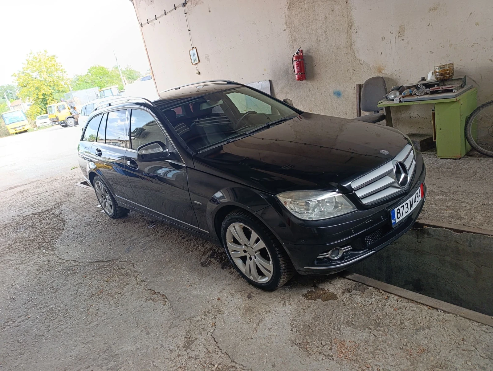 Mercedes-Benz C 220 W204, снимка 2 - Автомобили и джипове - 56446448