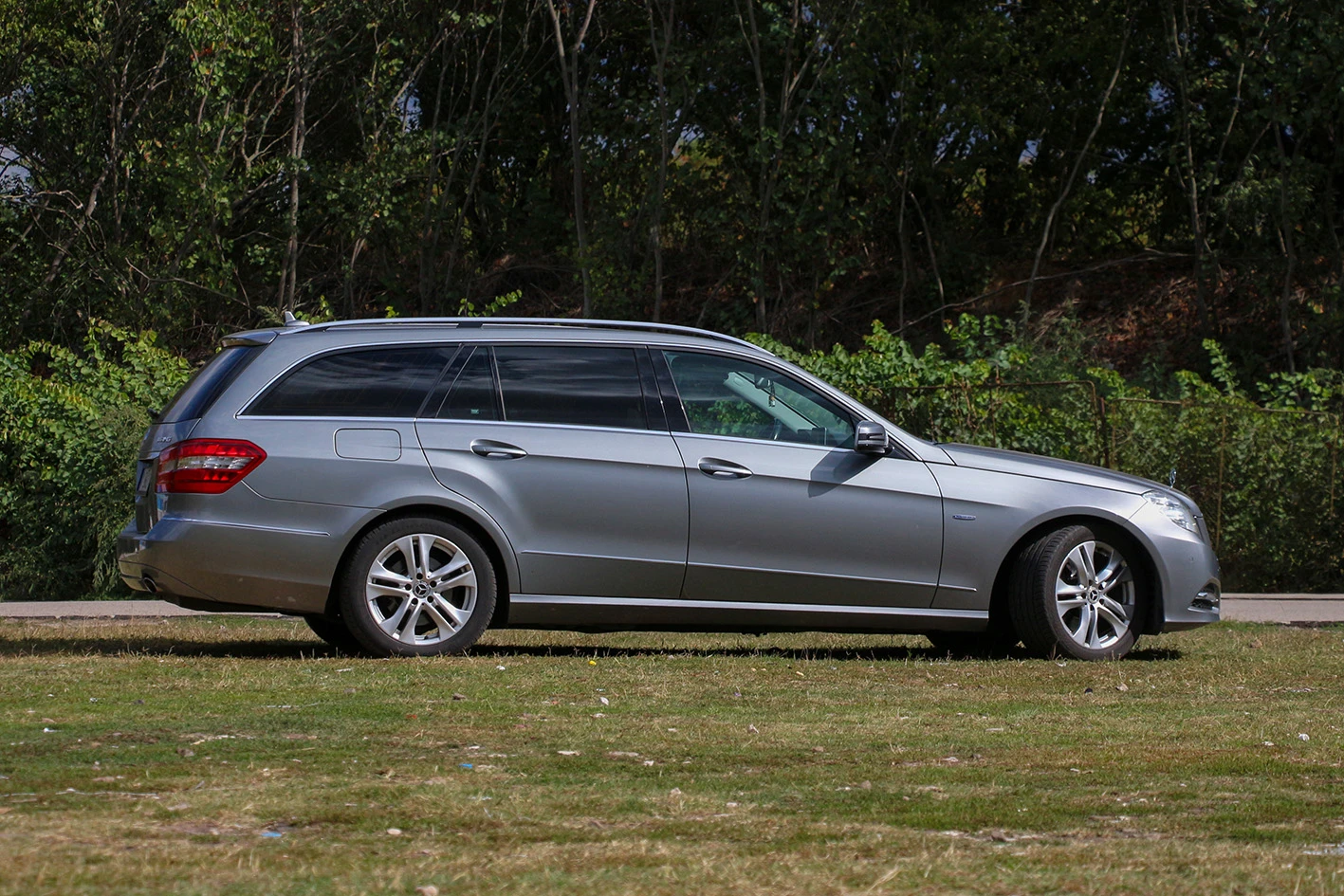 Mercedes-Benz E 350 CDI, снимка 6 - Автомобили и джипове - 56323555