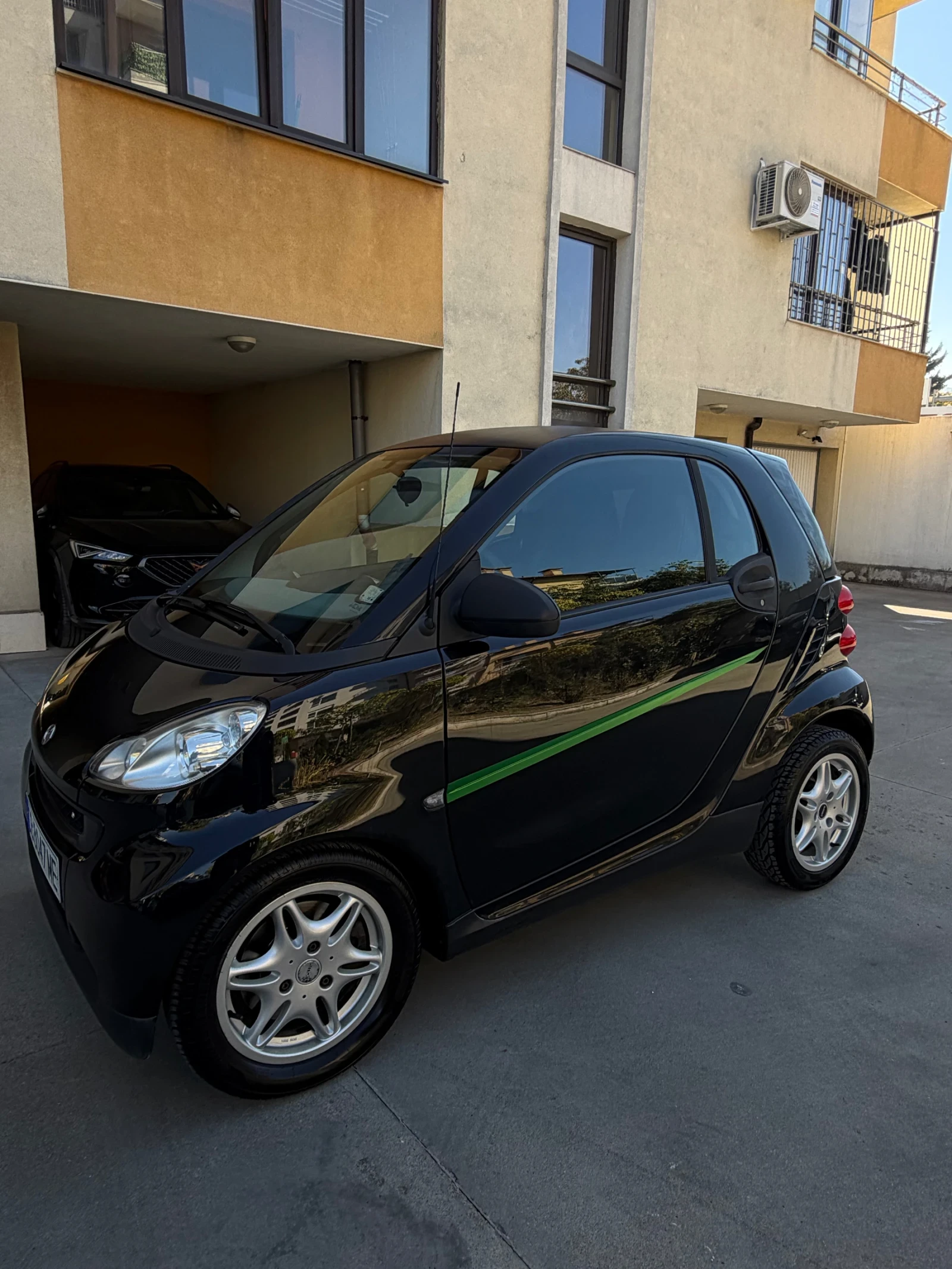 Smart Fortwo, снимка 3 - Автомобили и джипове - 56377413