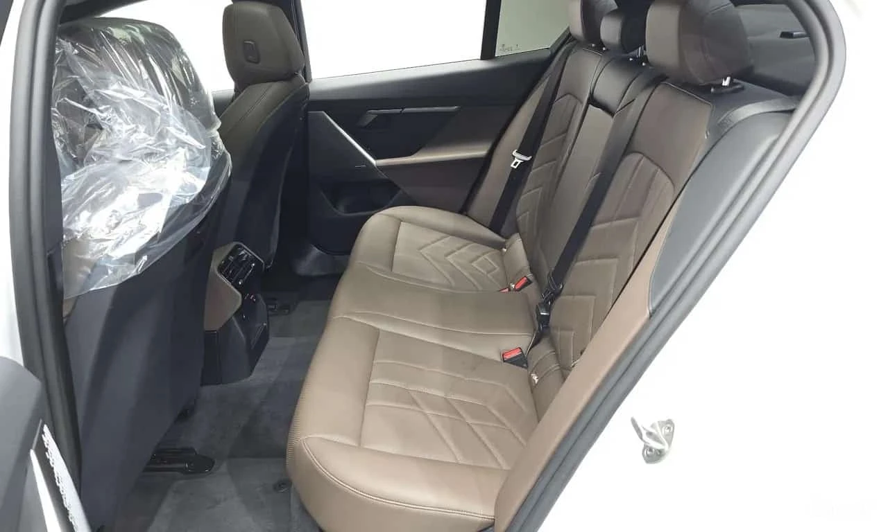 BMW 523 d M Sport / Harman Kardon / HUD / ����������  | Mobile.bg � ����������� 11