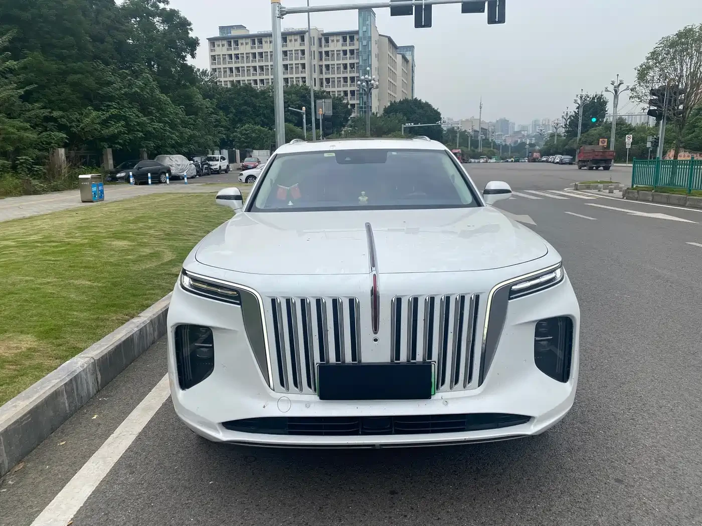 HongQi E-HS9 2021 460km Flagship Comfort 6-seater | Mobile.bg � ����������� 5