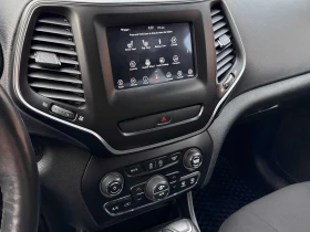 Jeep Cherokee * North * CARFAX * ПОДГРЕВИ+ ВОЛАН* КАМЕРА, снимка 13