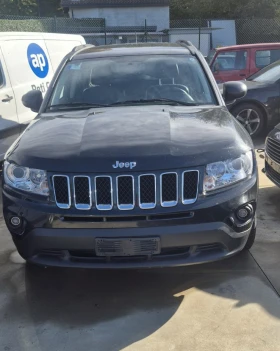 Jeep Compass Джип Компас / Jeep Compass 2.2 CRD 4x4 651.305     - 123 € / 240.57 лв. - 61985577 2