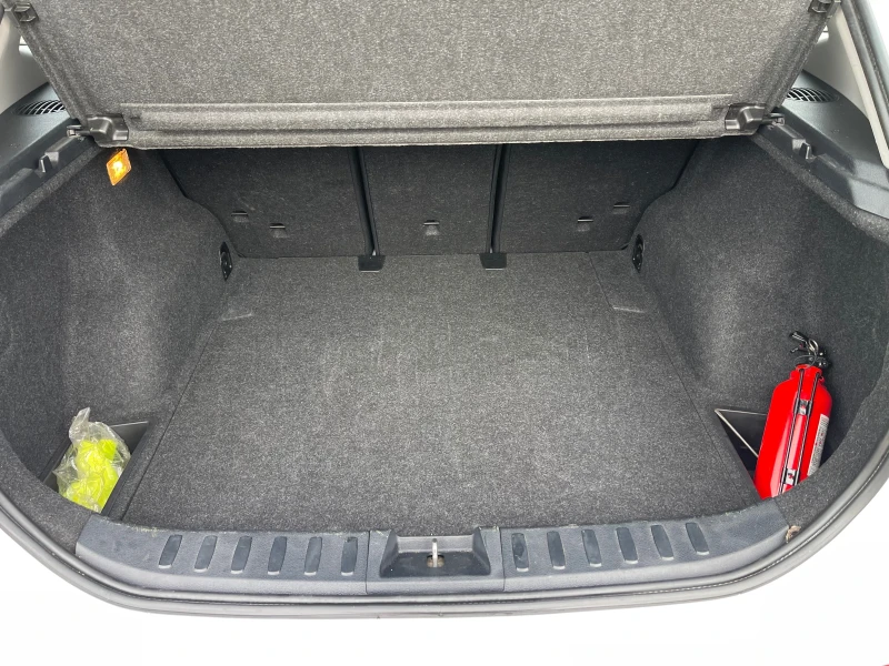 BMW X1 18d 143.k.c. S-DRIVE, снимка 12 - Автомобили и джипове - 52738529