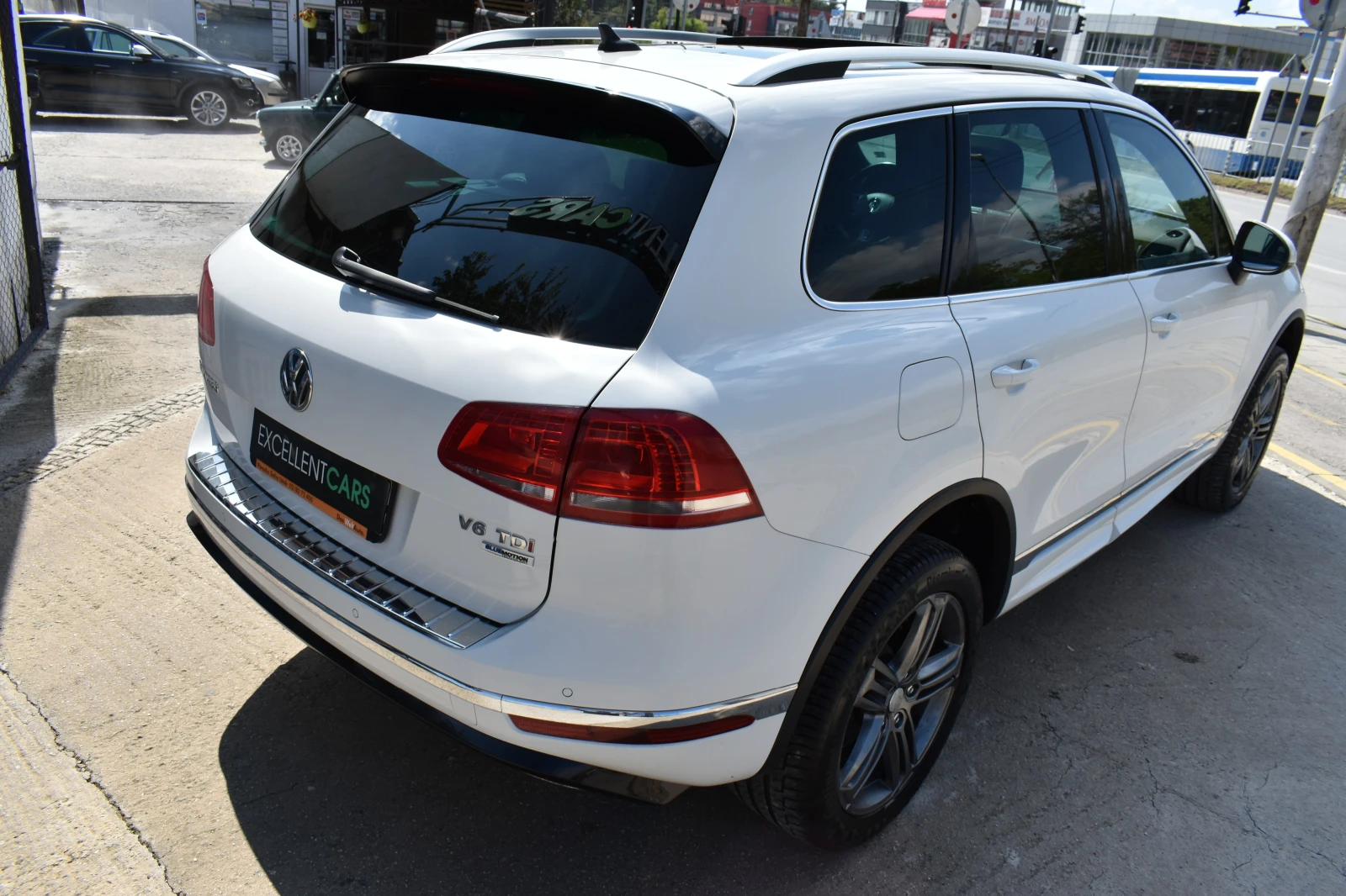 VW Touareg 3.0TDI* R-LINE - изображение 5