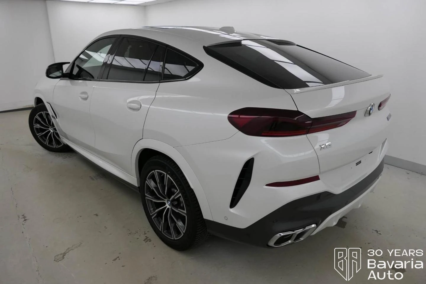 BMW X6 M60i xDrive M Sport Paket - изображение 2