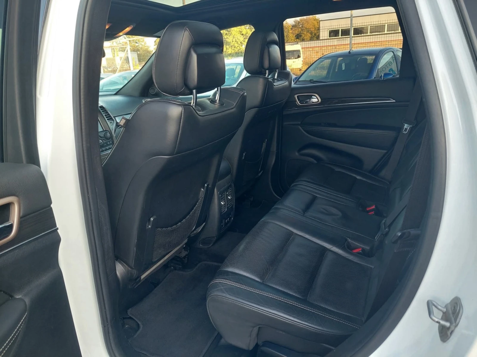 Jeep Grand cherokee 3.0CRD OVERLAND 8  | Mobile.bg   9