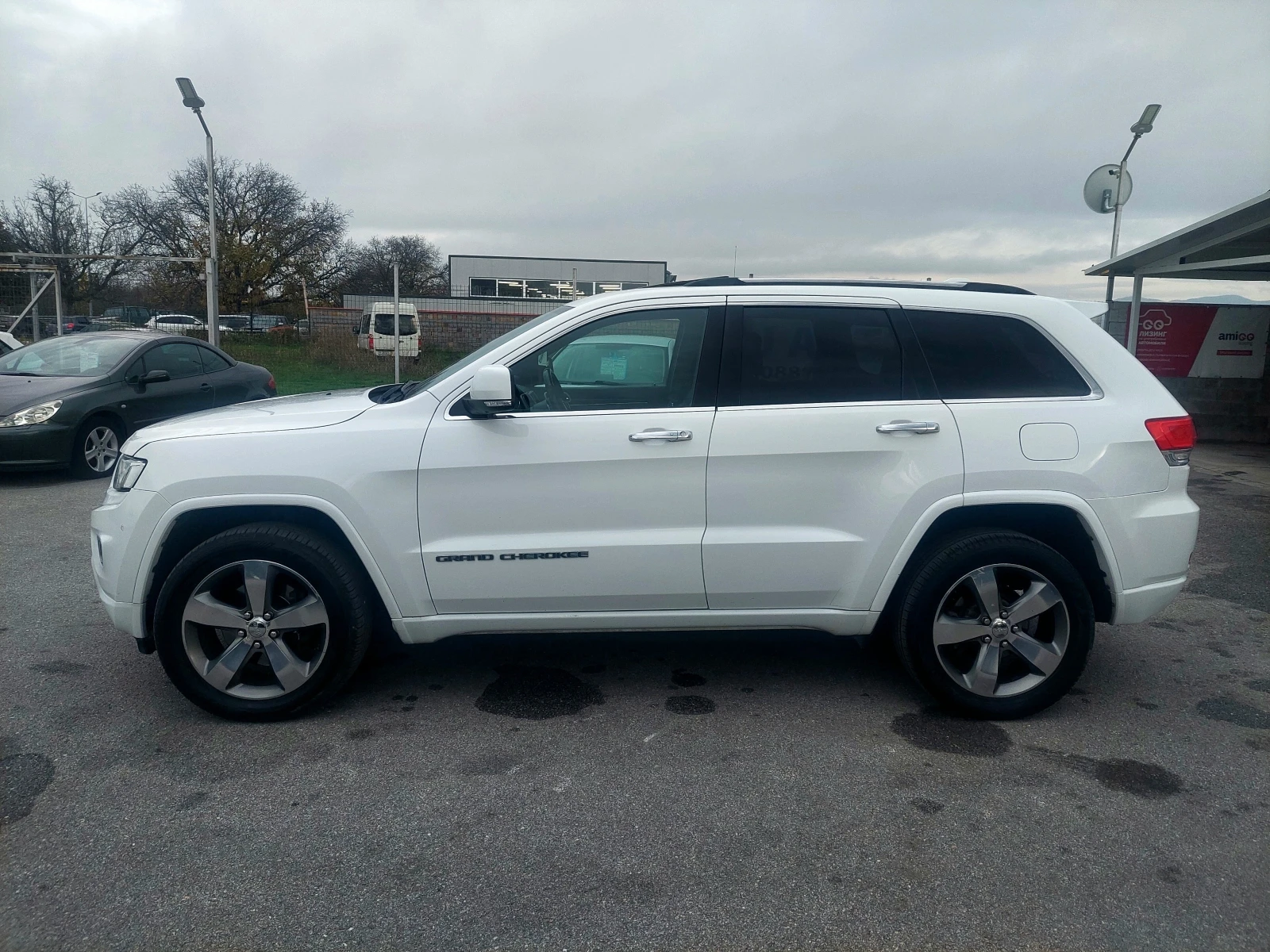 Jeep Grand cherokee 3.0CRD OVERLAND 8  | Mobile.bg   5