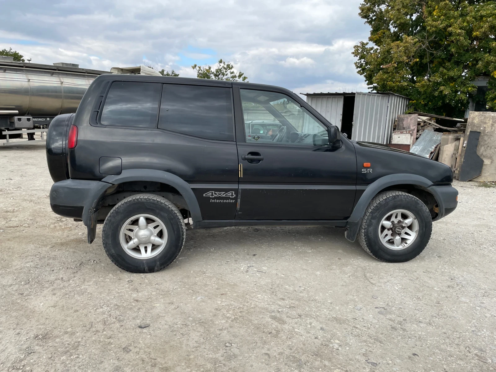 Nissan Terrano 2 - изображение 7