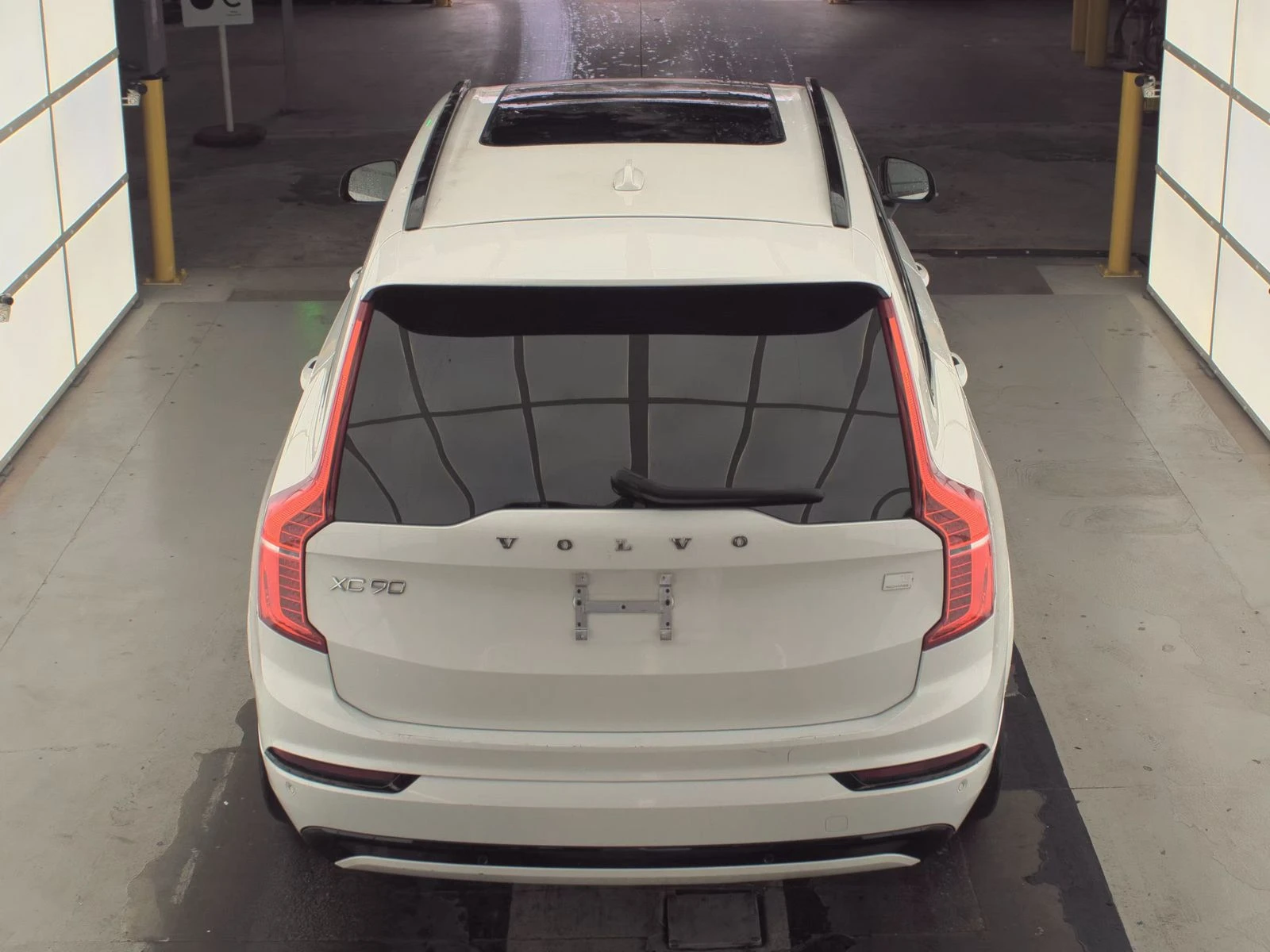 Volvo Xc90  T8 R-Design 7-Passenger/Harmon Kardon - изображение 6