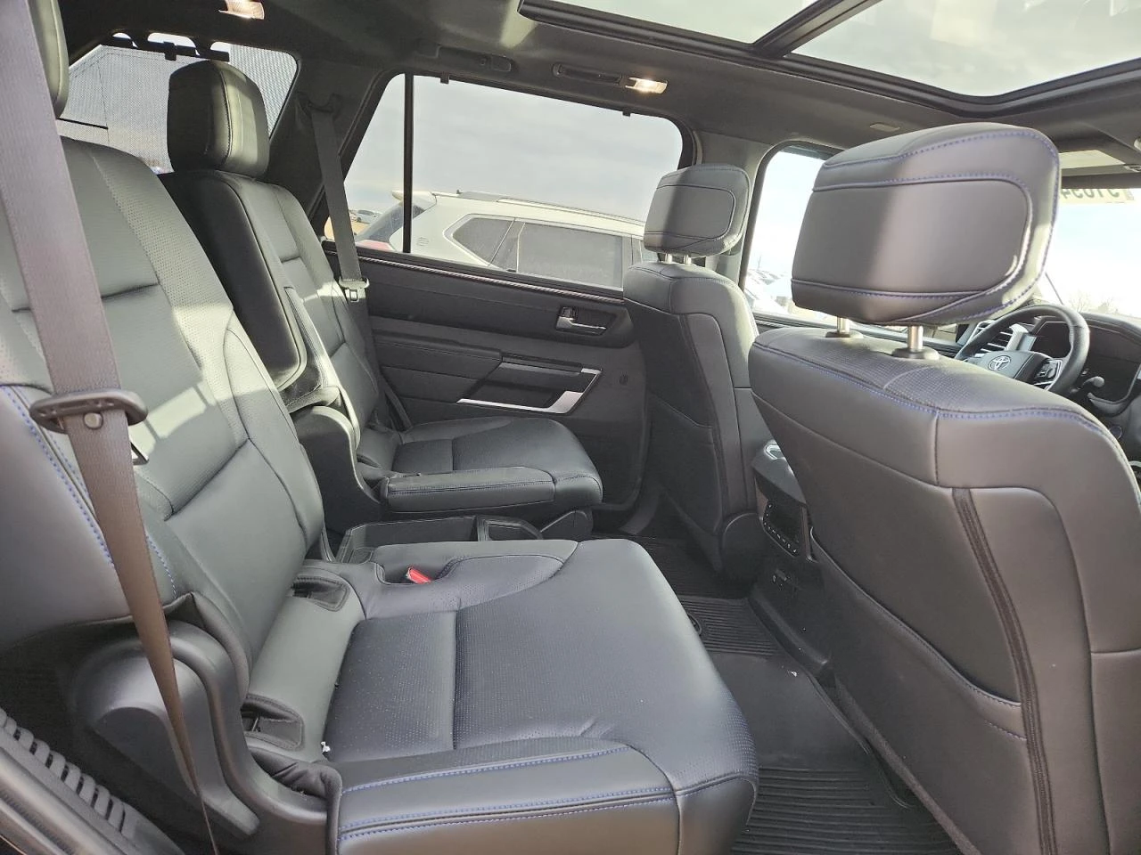 Toyota Sequoia 3.4l Sr5 | Mobile.bg � ����������� 11