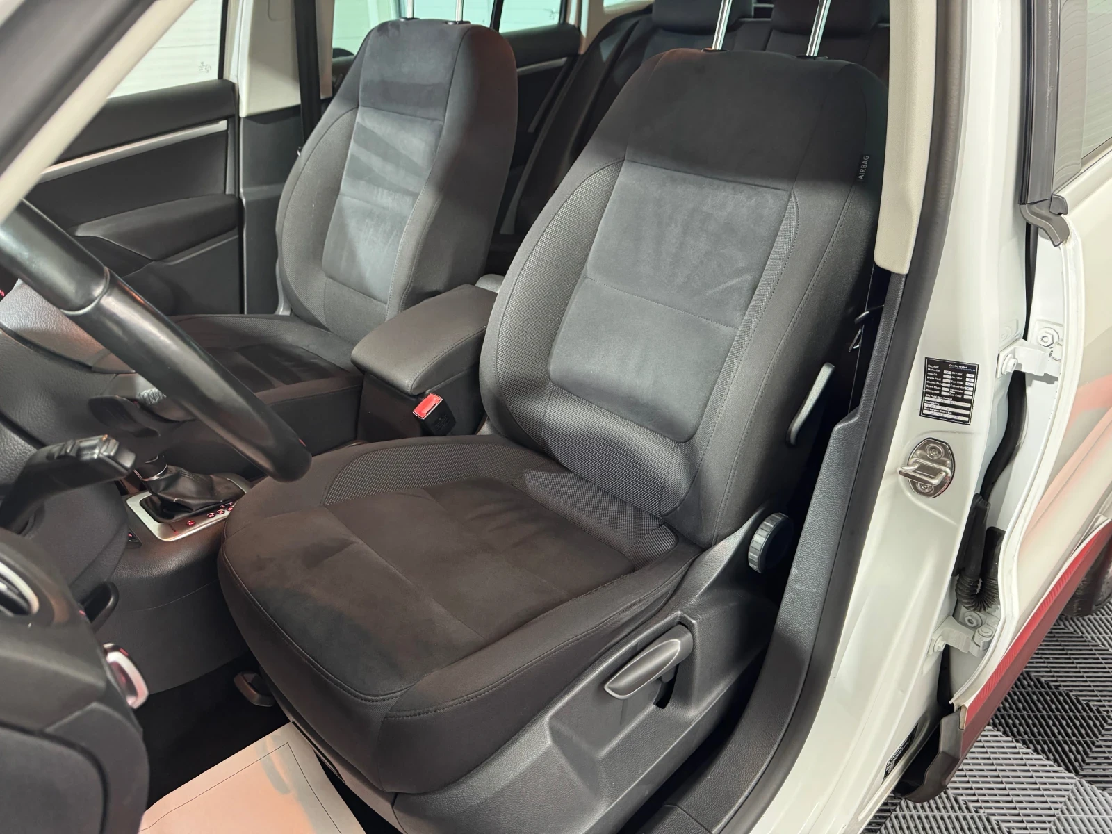 VW Tiguan 2.0 TDI - 4MOTION - DSG - Business Edition | Mobile.bg � ����������� 14