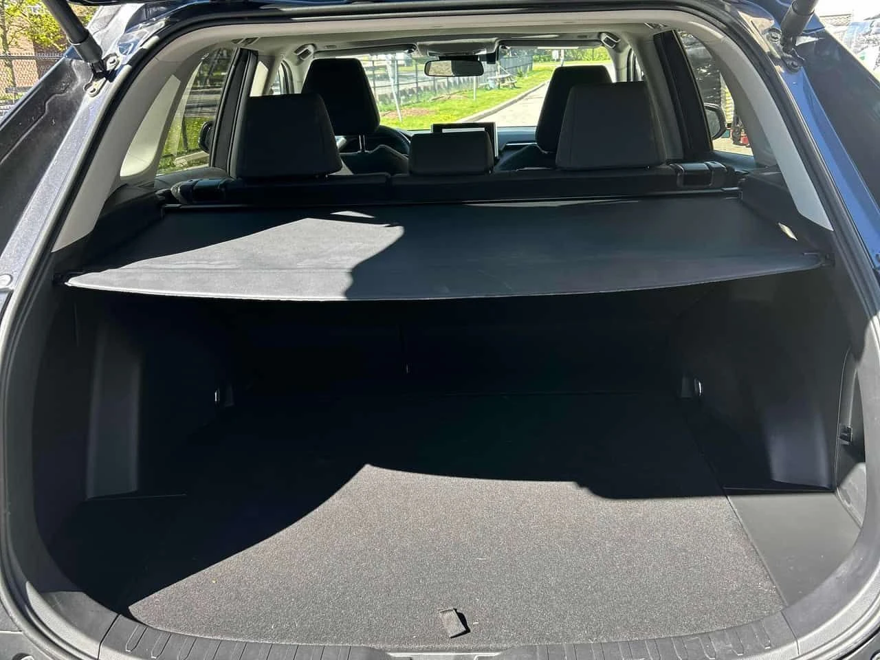 Toyota Rav4 * Hybrid XLE * CARFAX * ПОДГРЕВ * ШИБИДАХ * , снимка 15 - Автомобили и джипове - 54508778