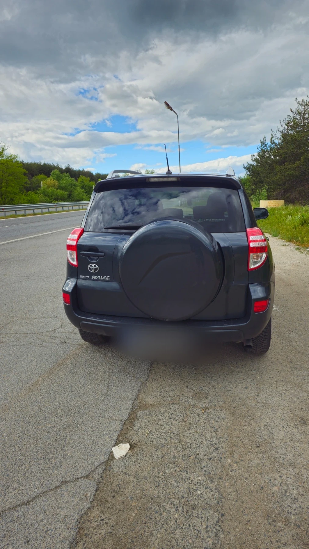 Toyota Rav4 TOYOTA RAV-4 2.2D D-4D 4?4 - 6 скорости, снимка 3 - Автомобили и джипове - 54585180