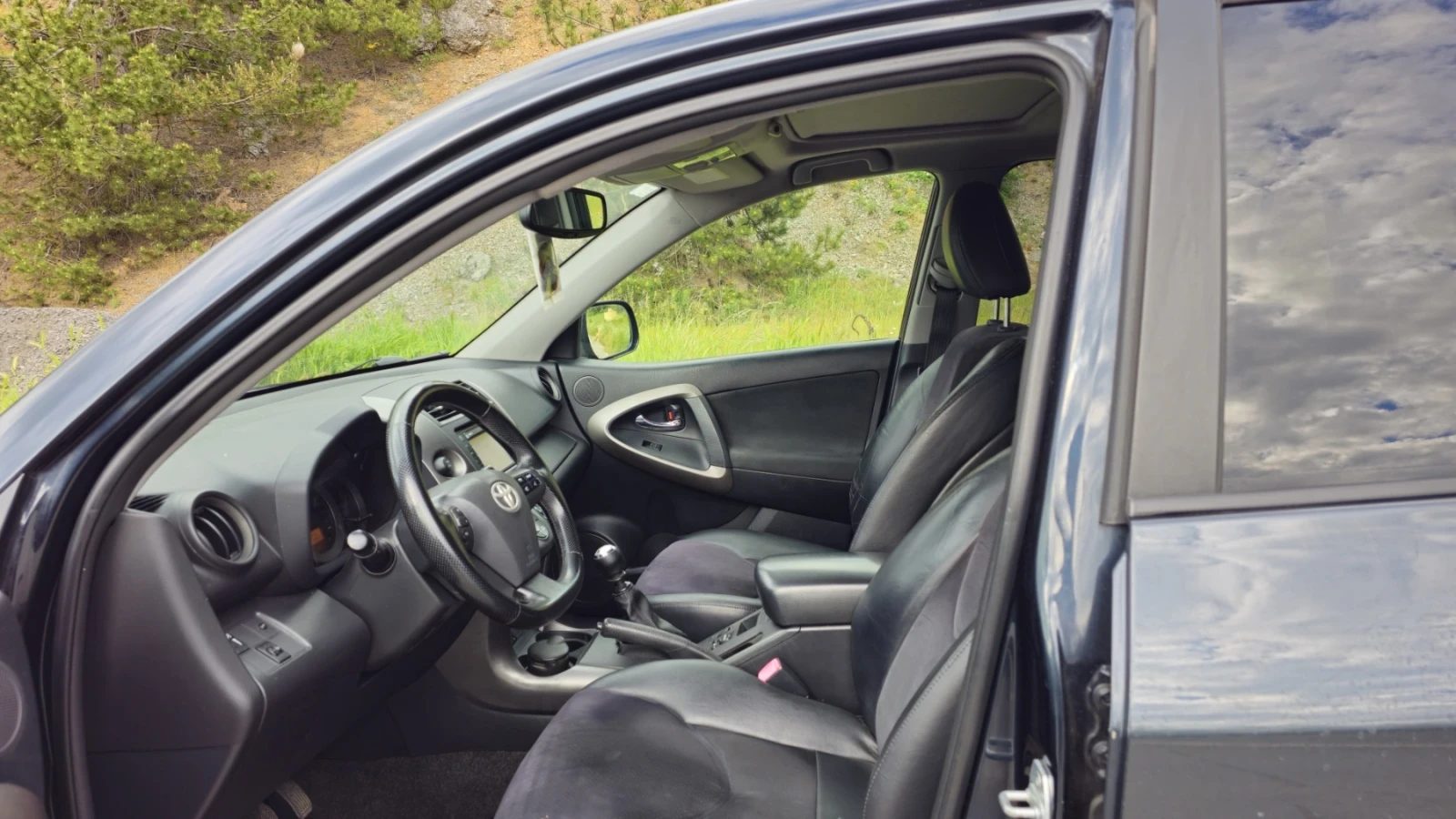 Toyota Rav4 TOYOTA RAV-4 2.2D D-4D 4?4 - 6 скорости, снимка 9 - Автомобили и джипове - 54585180