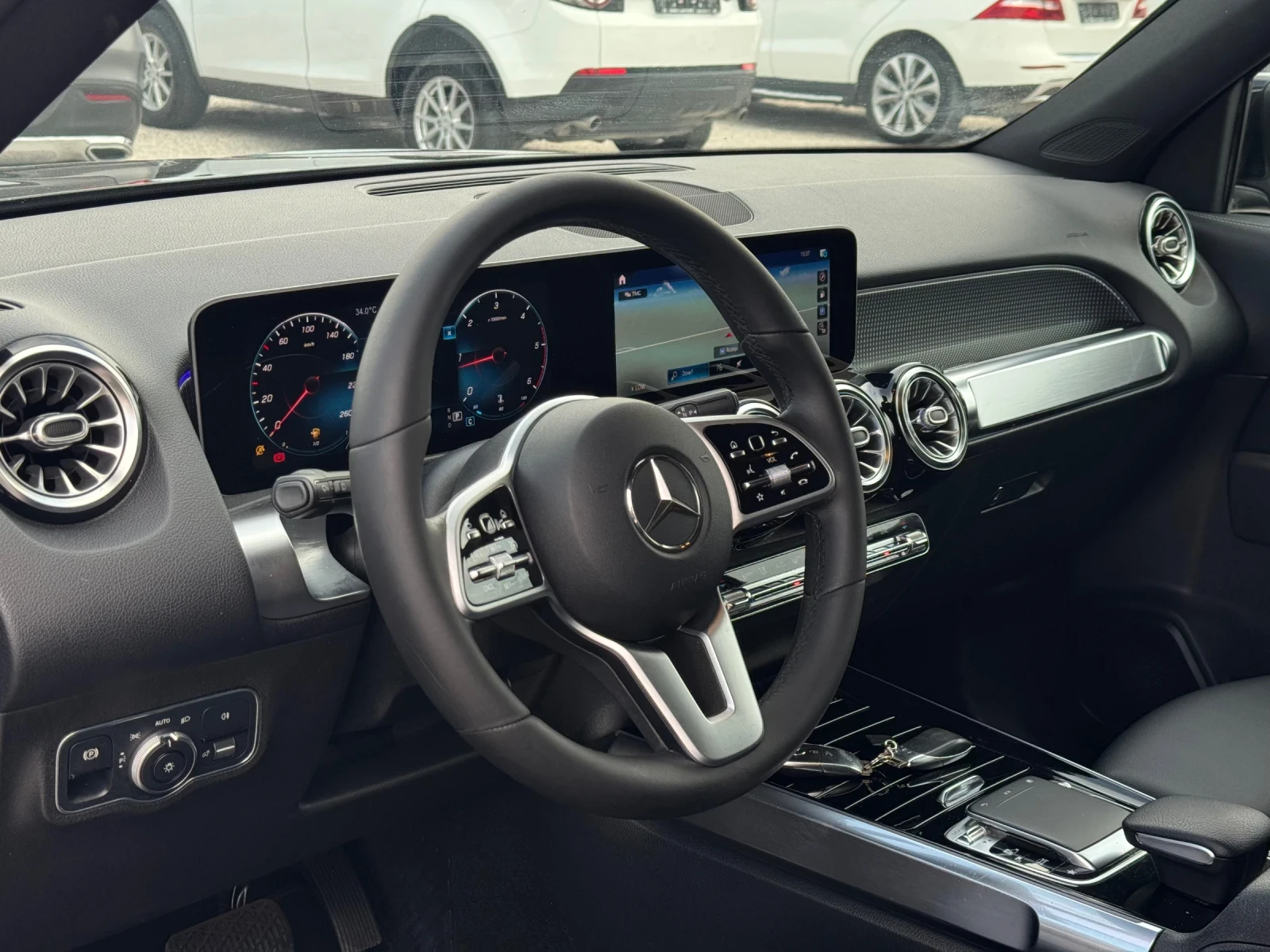 Mercedes-Benz GLB, снимка 8 - Автомобили и джипове - 54765498