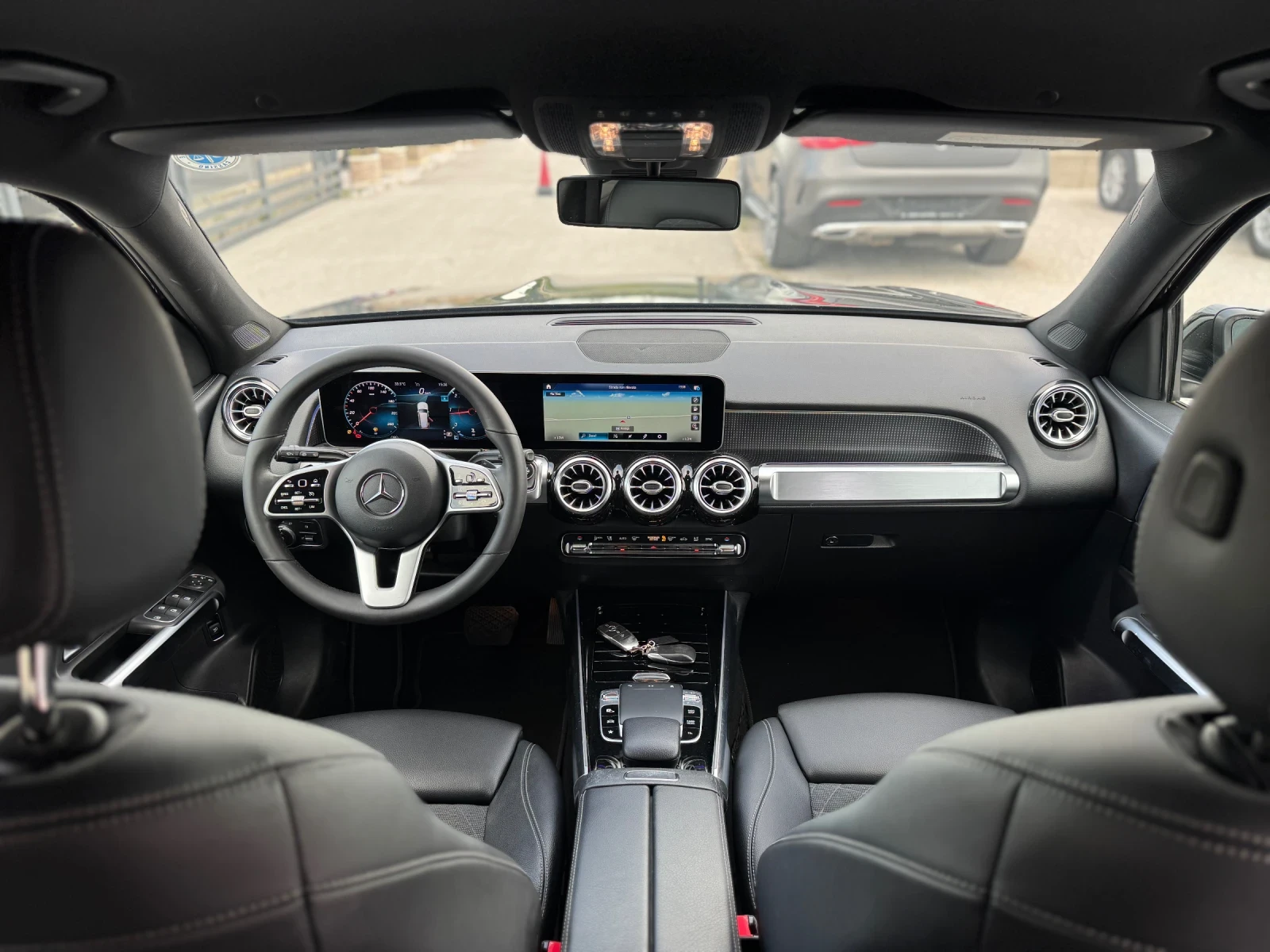 Mercedes-Benz GLB, снимка 7 - Автомобили и джипове - 54765498