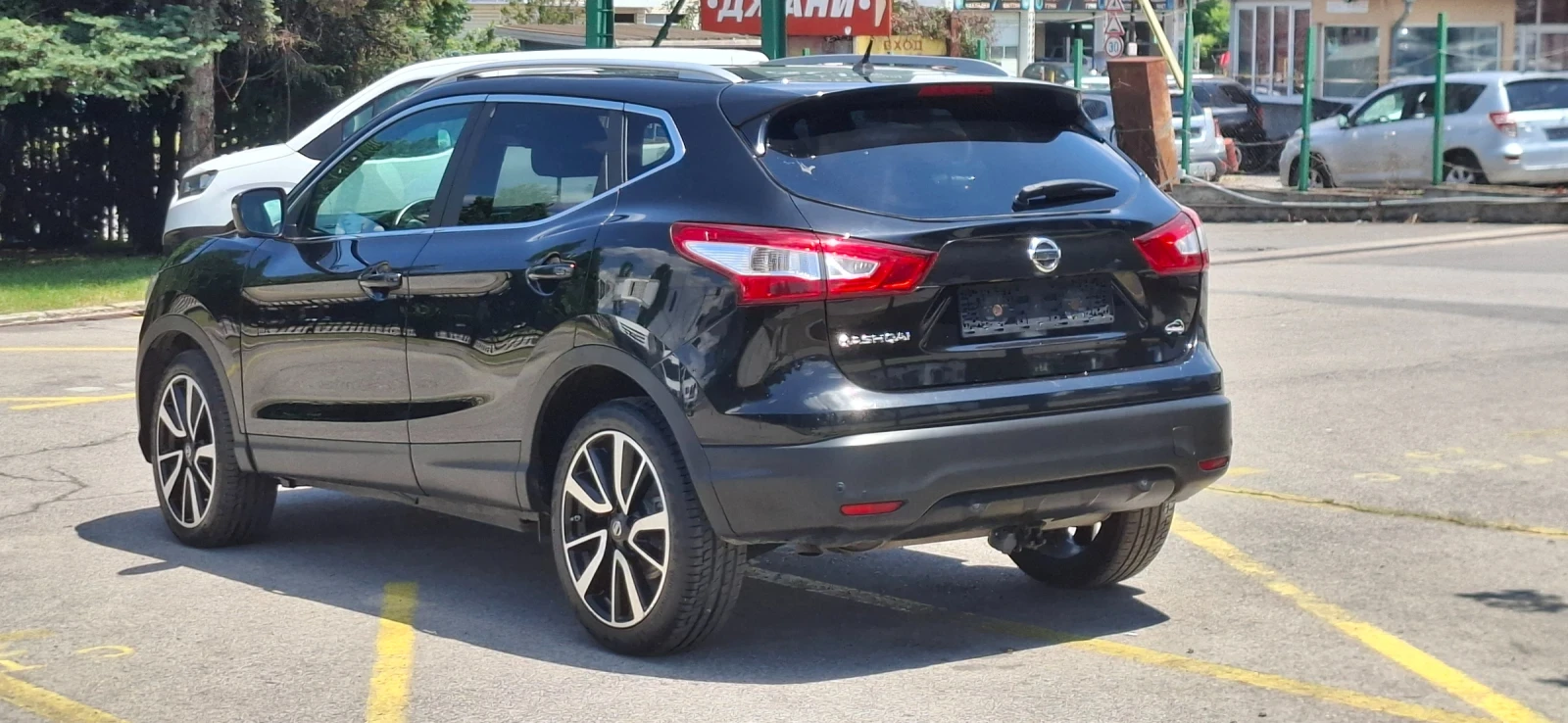 Nissan Qashqai 1.6dci Euro 5b Tecna Full Xenon Led  Перфектен , снимка 5 - Автомобили и джипове - 55031615