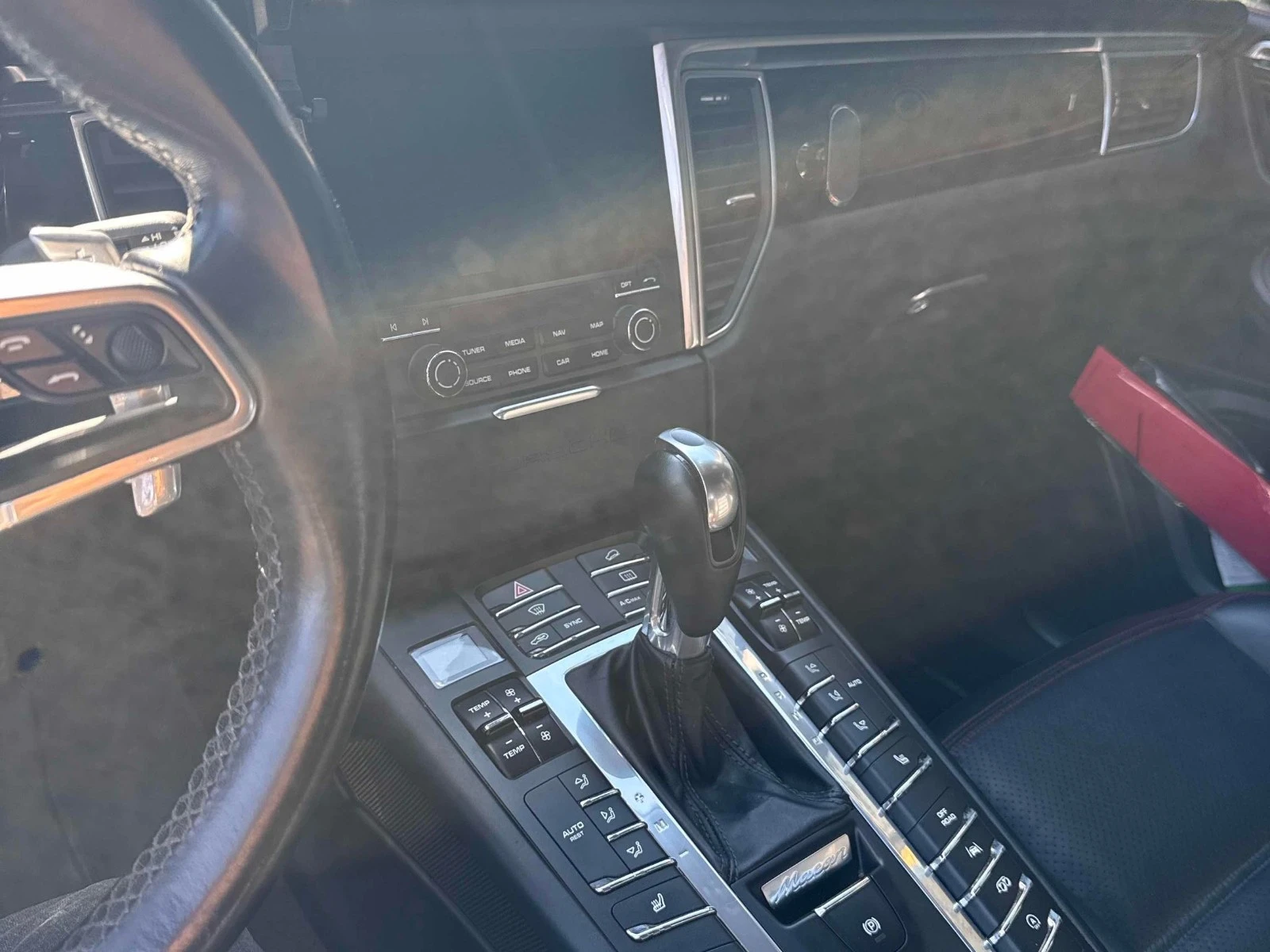 Porsche Macan BOSE* 360* PANO* ПОДГРЕВ* ОБДУХ* М.ТОЧКА, снимка 9 - Автомобили и джипове - 55533278
