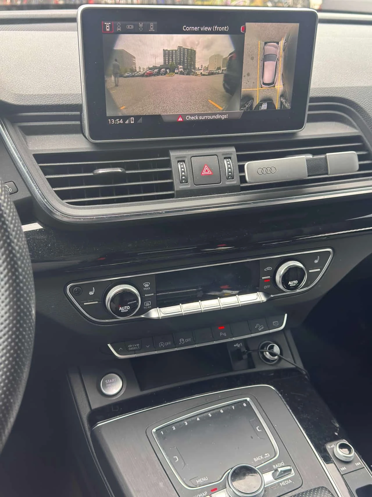 Audi Q5 * Technik * CARFAX * , снимка 8 - Автомобили и джипове - 56332197