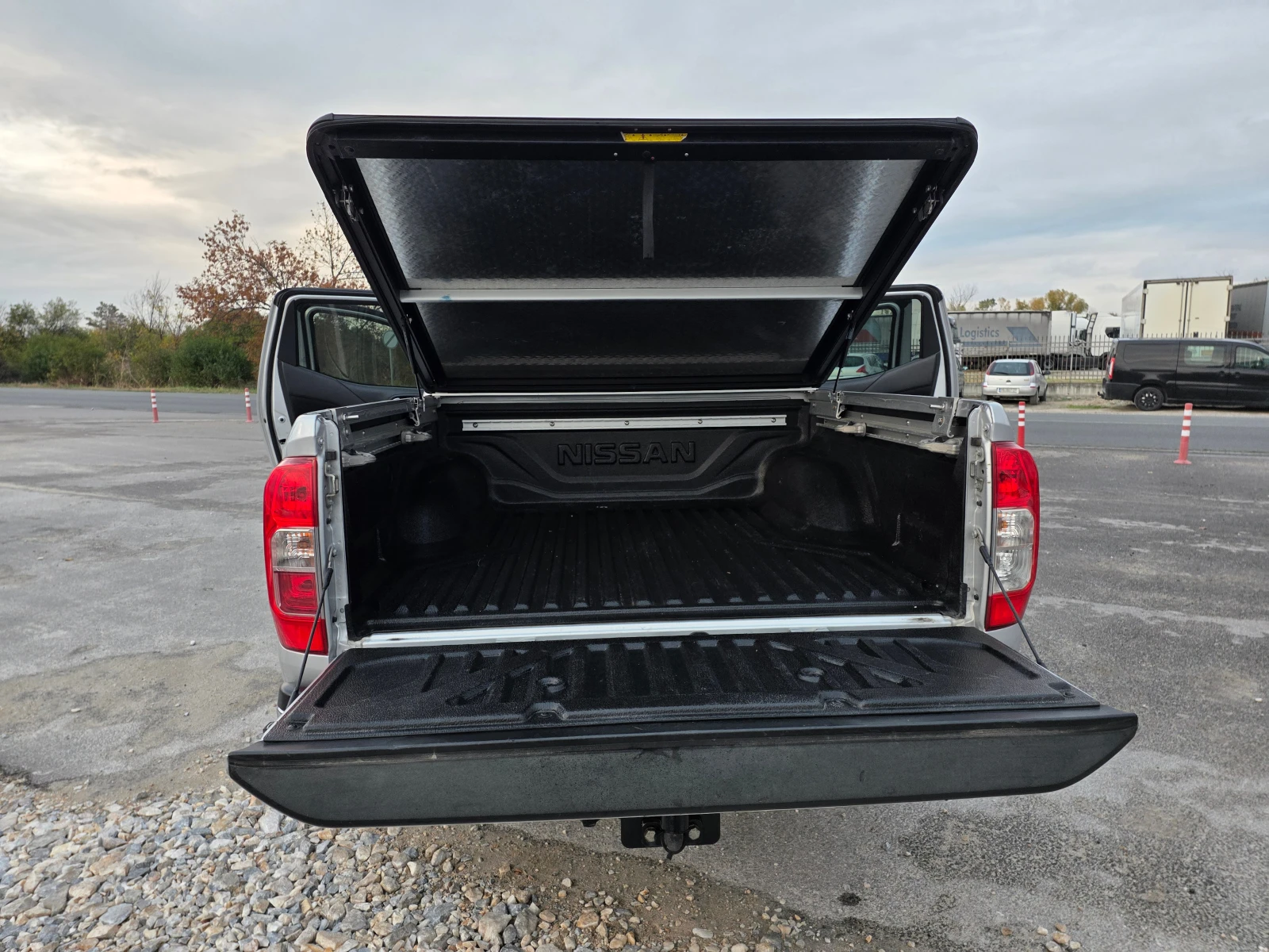 Nissan Navara 2, 3DCI-4x4-190kc, снимка 11 - Автомобили и джипове - 56741010