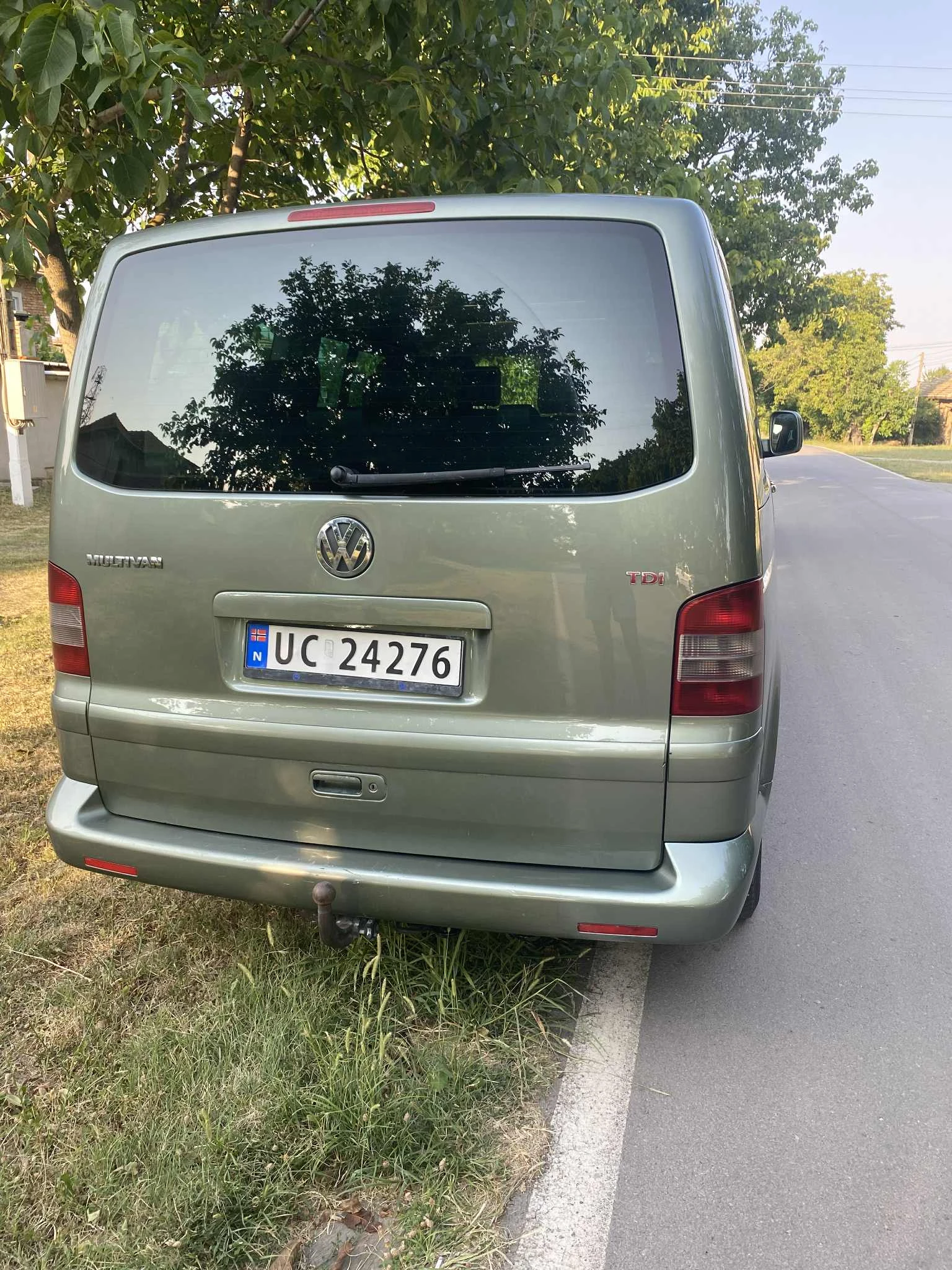 VW Multivan 2.5TDI - изображение 4