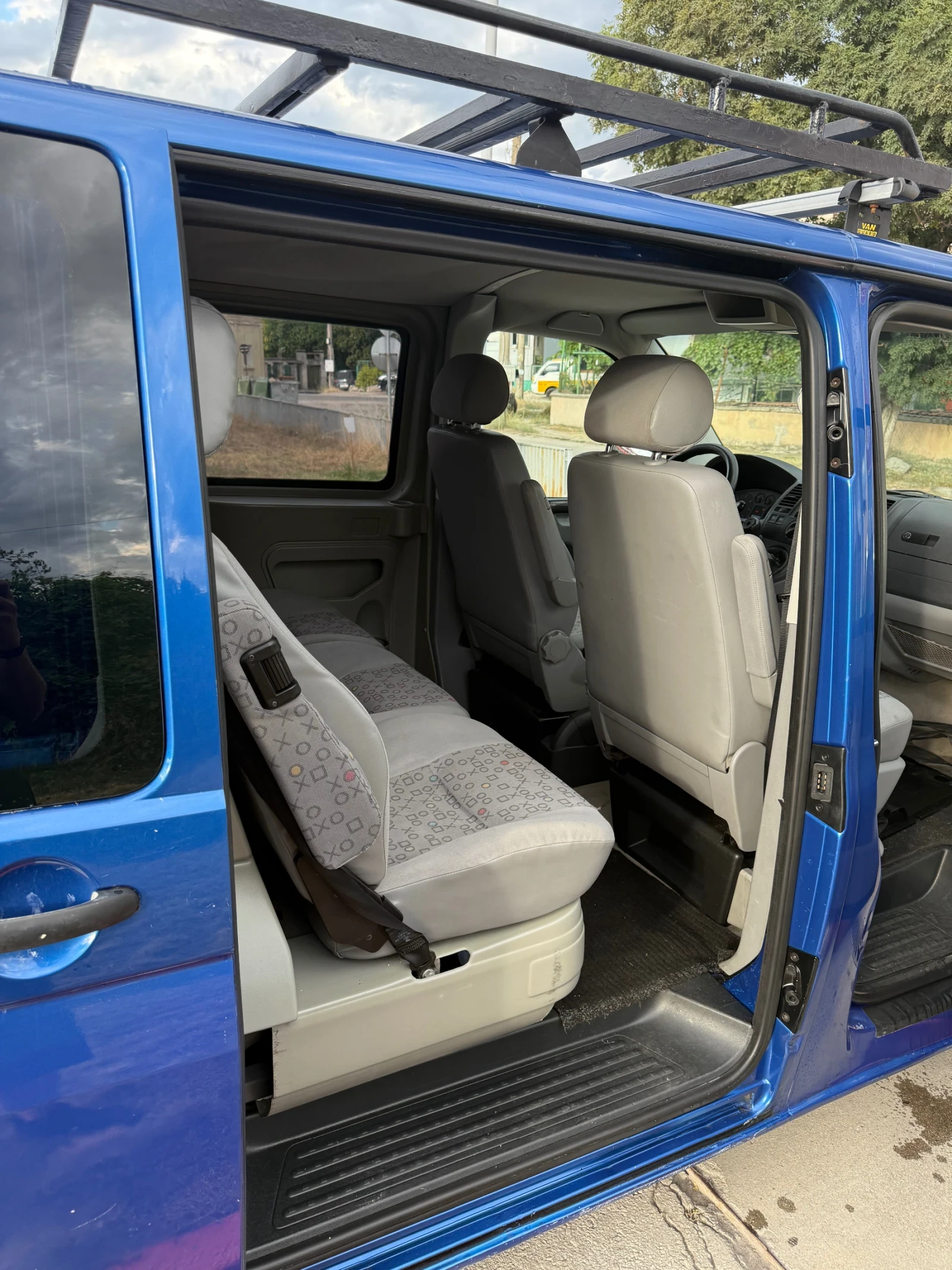 VW Transporter T5, 2.5TDI, L2, 5 местен - изображение 7