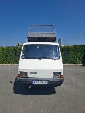 Nissan Trade, снимка 2