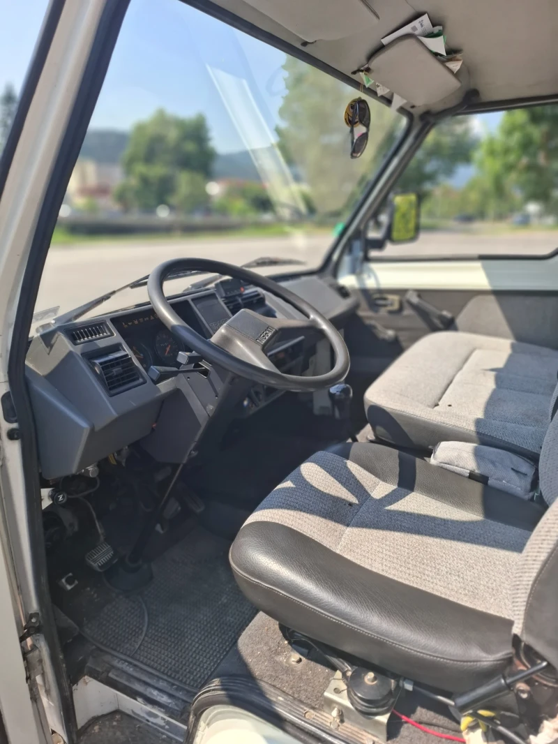 Nissan Trade, снимка 10 - Камиони - 52357784