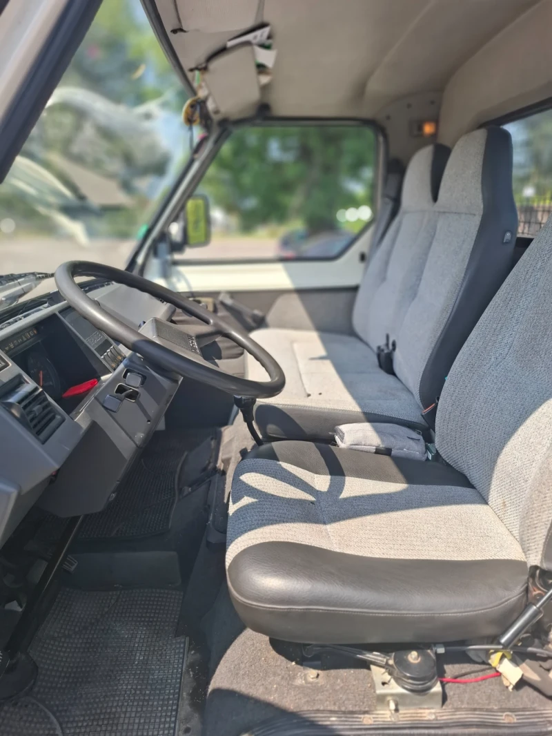 Nissan Trade, снимка 11 - Камиони - 52357784