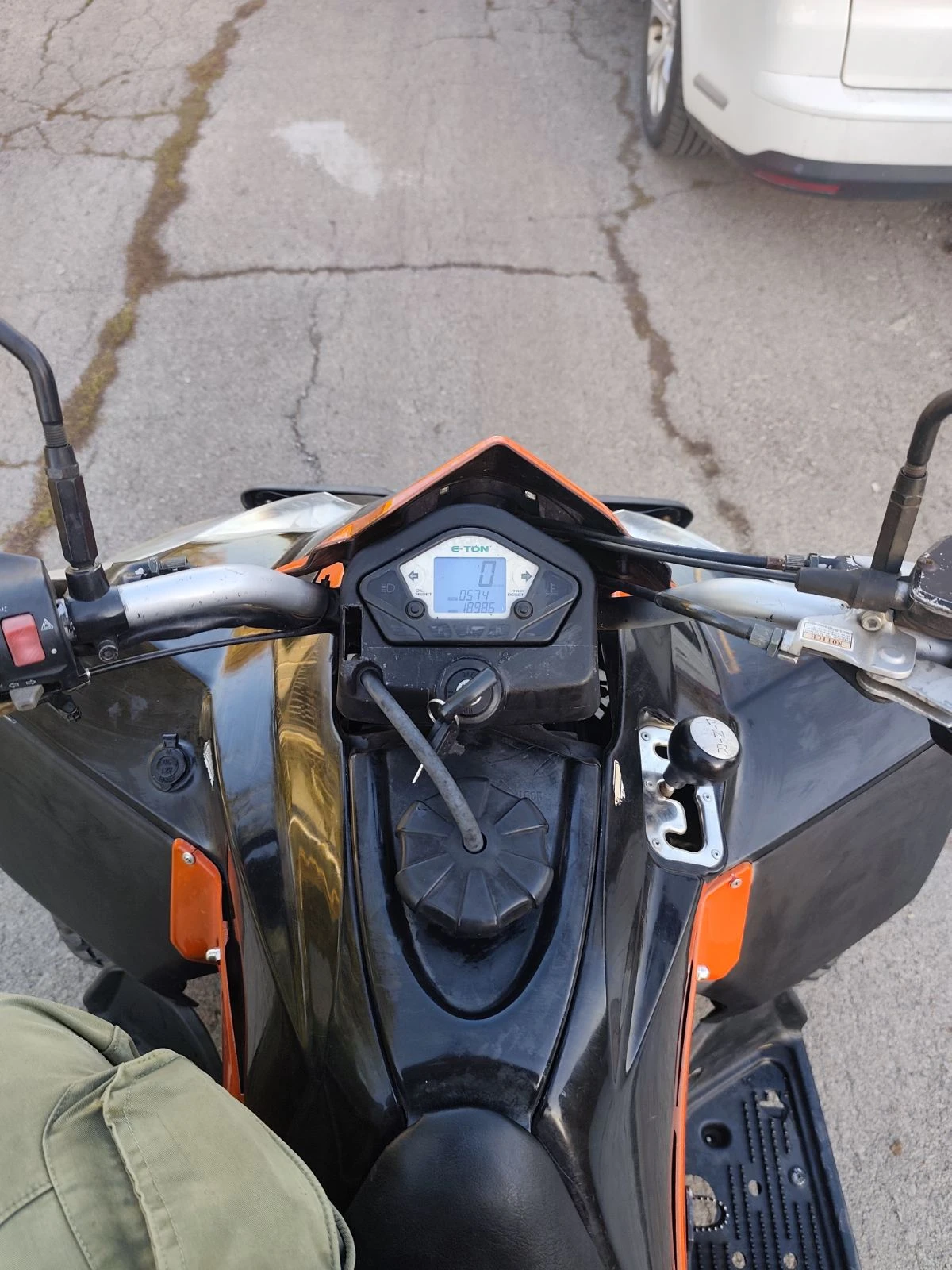 Sym Quadlander E-TON 300 - изображение 9